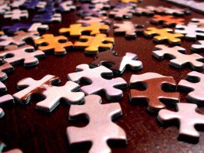 Puzzles pieces symbolizes company culture fit