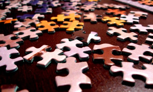 Puzzles pieces symbolizes company culture fit